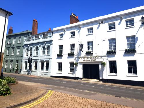 Newbury Hotel | The Chequers Hotel