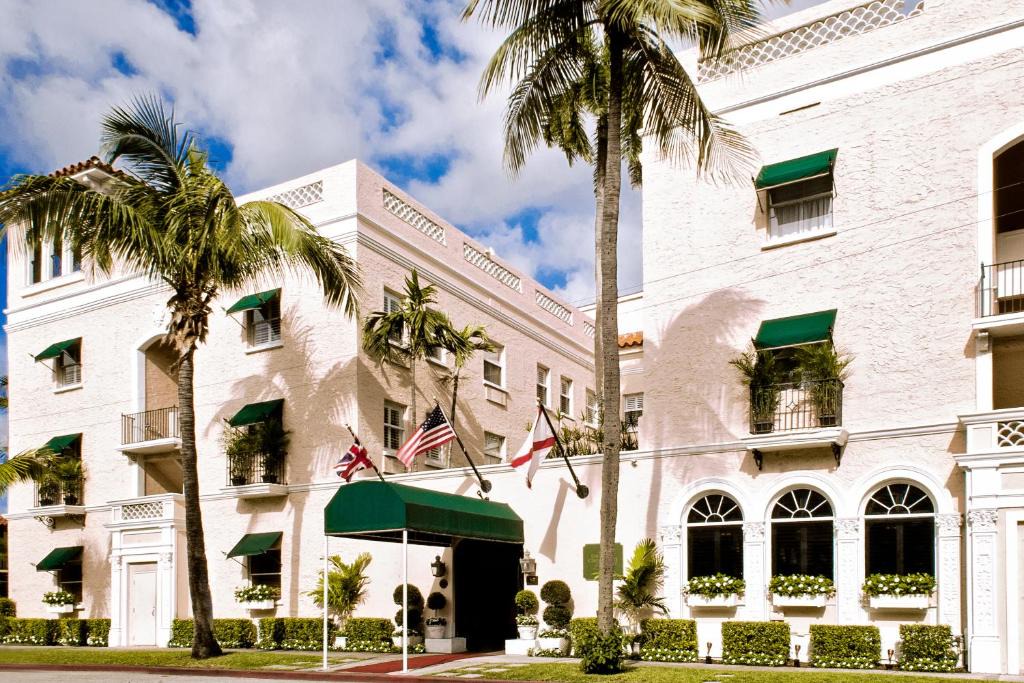 Palm Beach Hotel | The Chesterfield Hotel Palm Beach