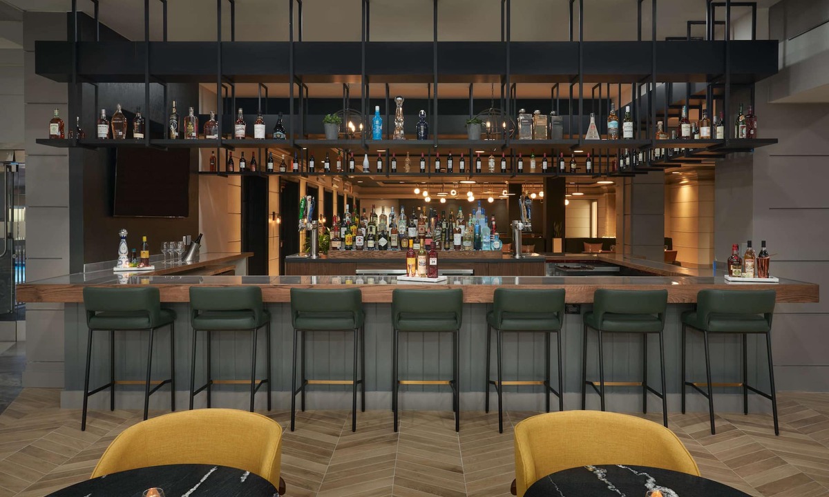 The Galleria Hotel | The Chifley Houston, Tapestry Collection by Hilton