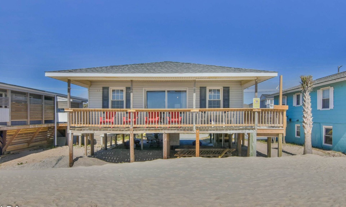 Surf City House | The Choice: Oceanfront Comfort in Surf City