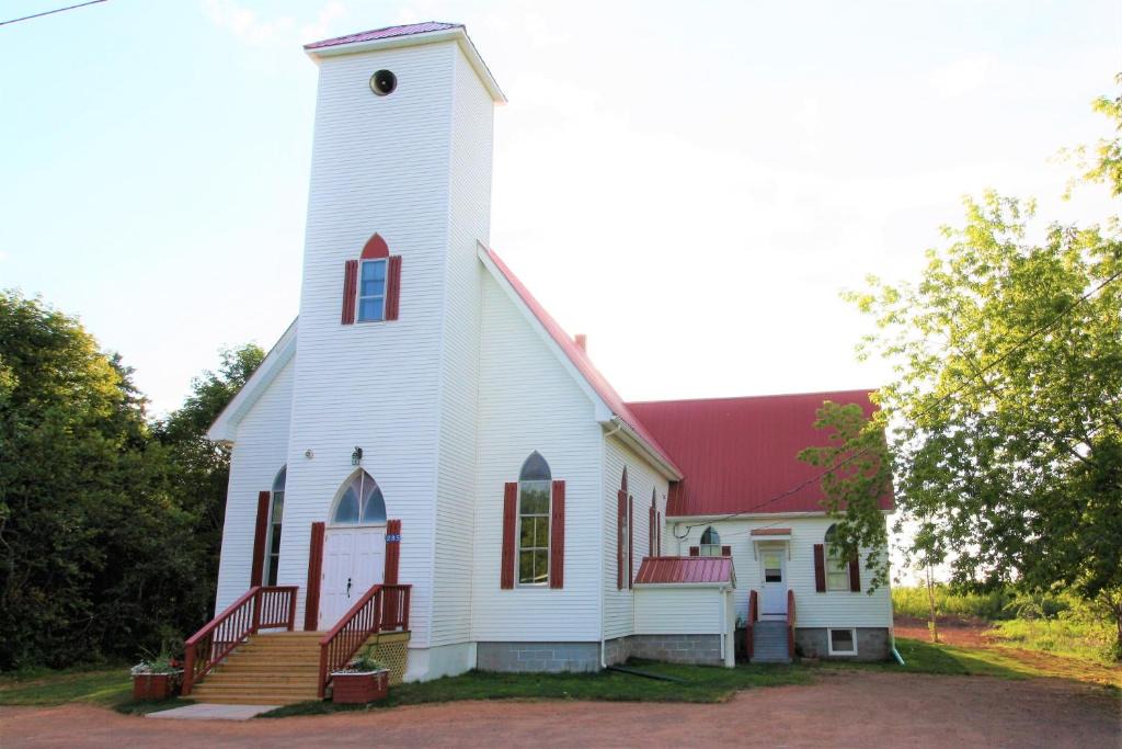 Bayfield House | The Church House in New Brunswick