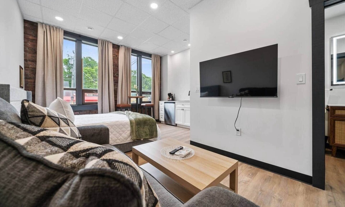New Glasgow Apartment | The Classic @TheMillRowsSuites