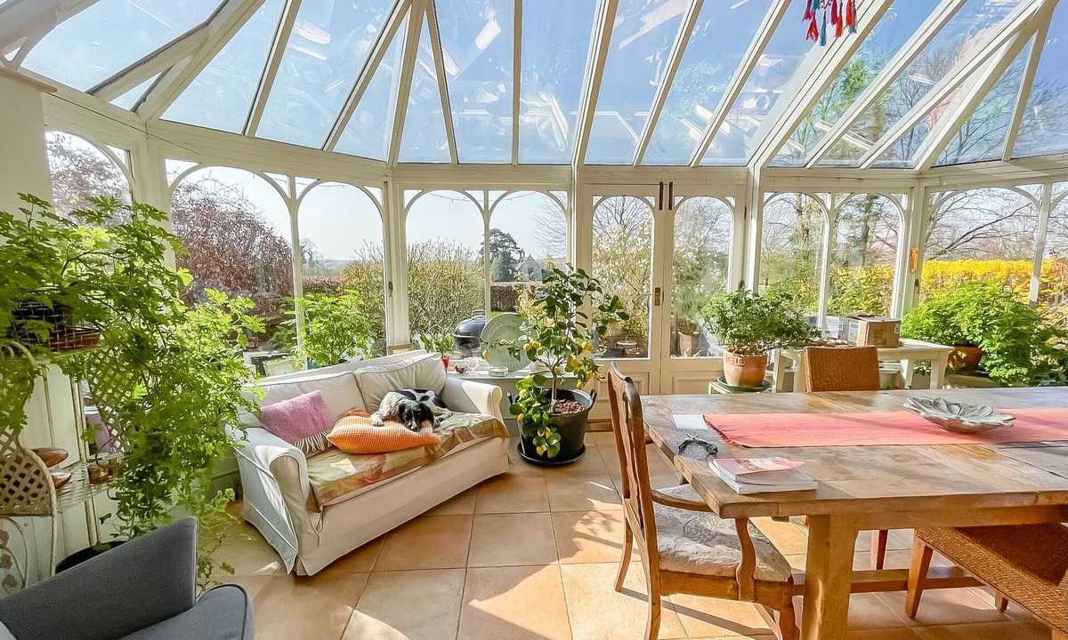 Lower Catesby Bed & Breakfast | The Clock Tower