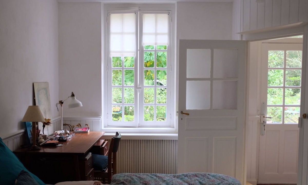 Presnoy House | The Clos du Ru. Charming room