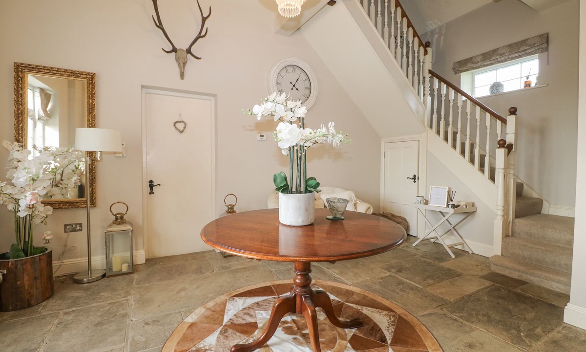 Staplefield Cottage | The Coach House