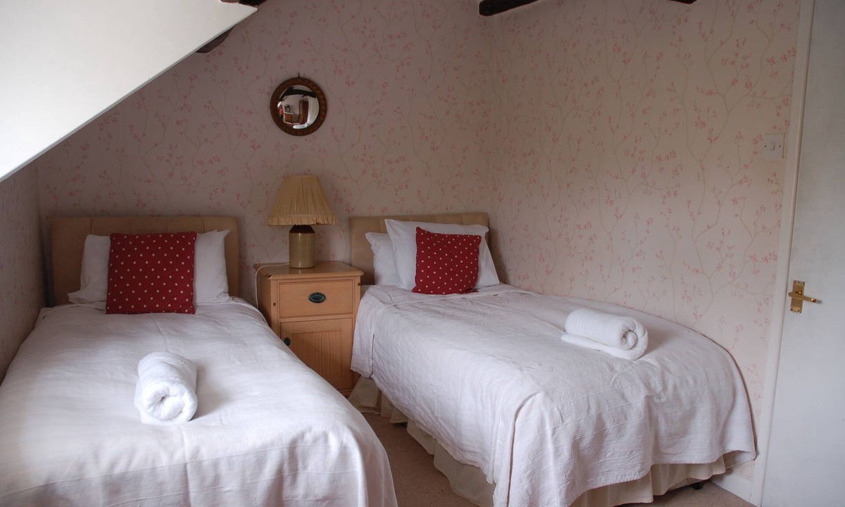 Kemerton Cottage | The Coach House