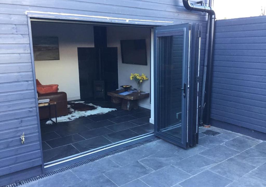 Pontcanna Apartment | The Coach House - Pontcanna