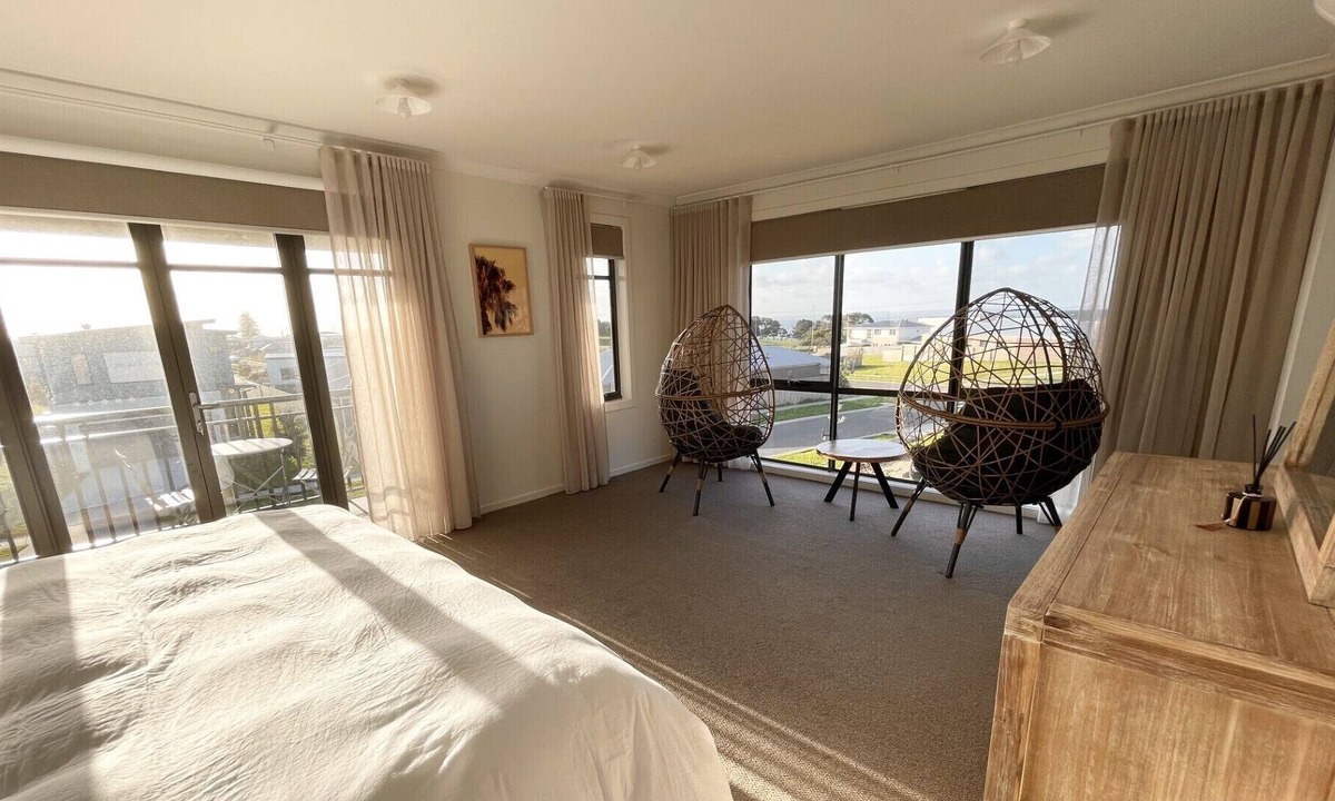 Powlett River House | The Coastal Abode -Ocean views/cozy vibes/fire pit