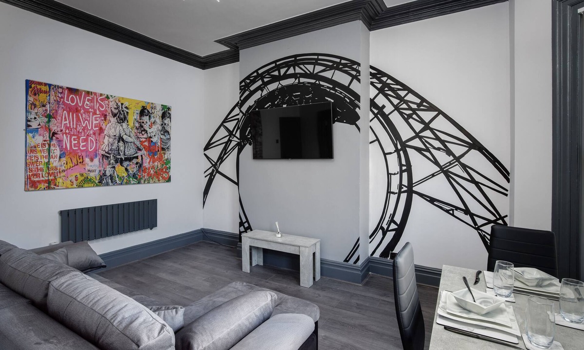 South Shore Apartment | The Coaster Loft Apartment 2