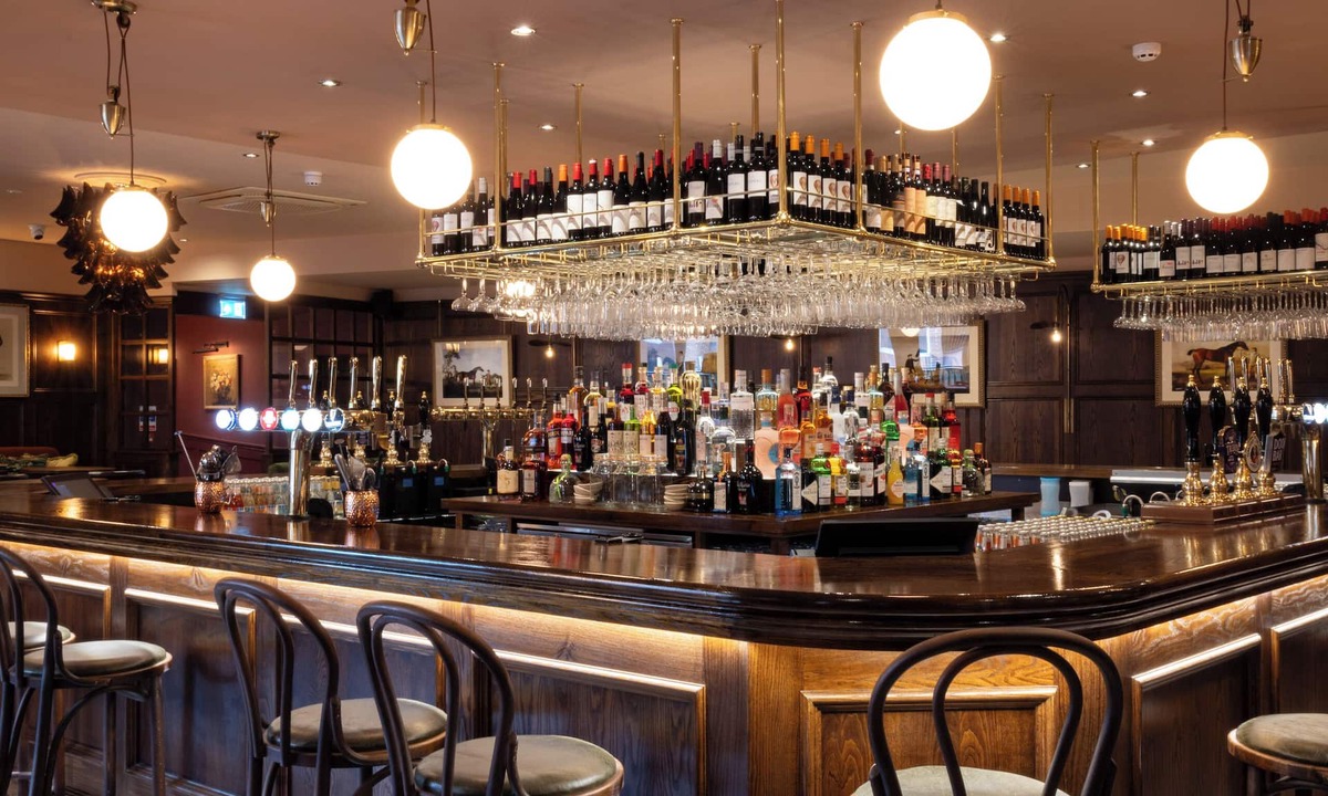 Newbury Hotel | The Coat and Bear