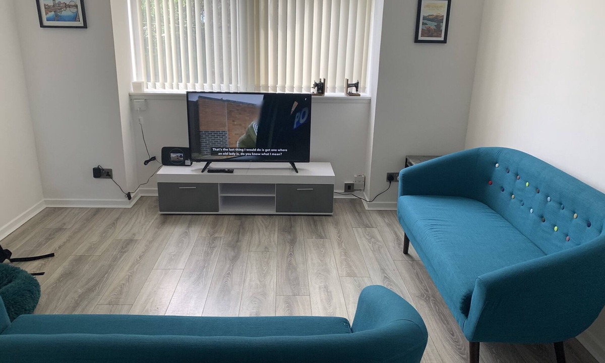 Clydebank Apartment | The Cochno Flat