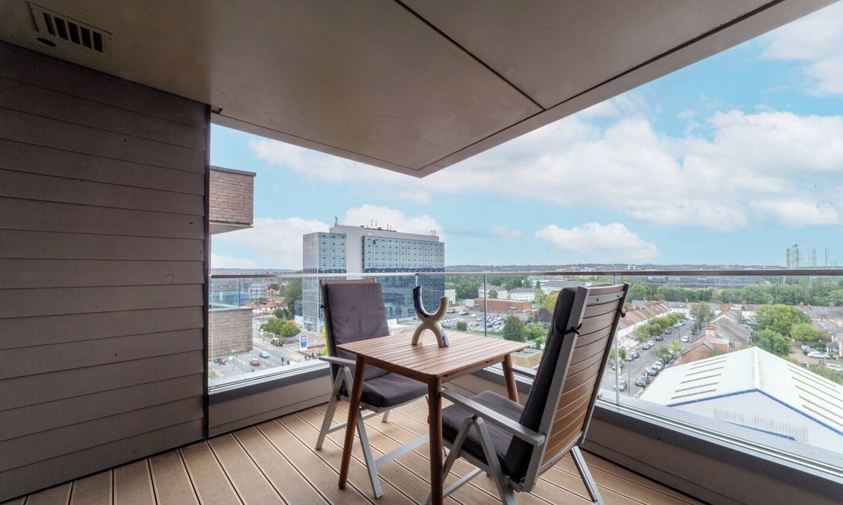 Brent Apartment | The Colindale Luxury Apartment