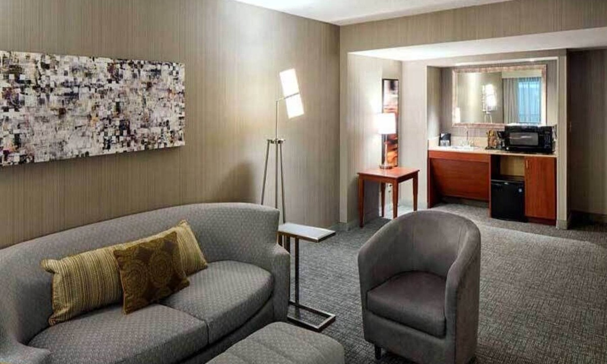 Columbus Hotel | The Columbus Hilliard Hotel