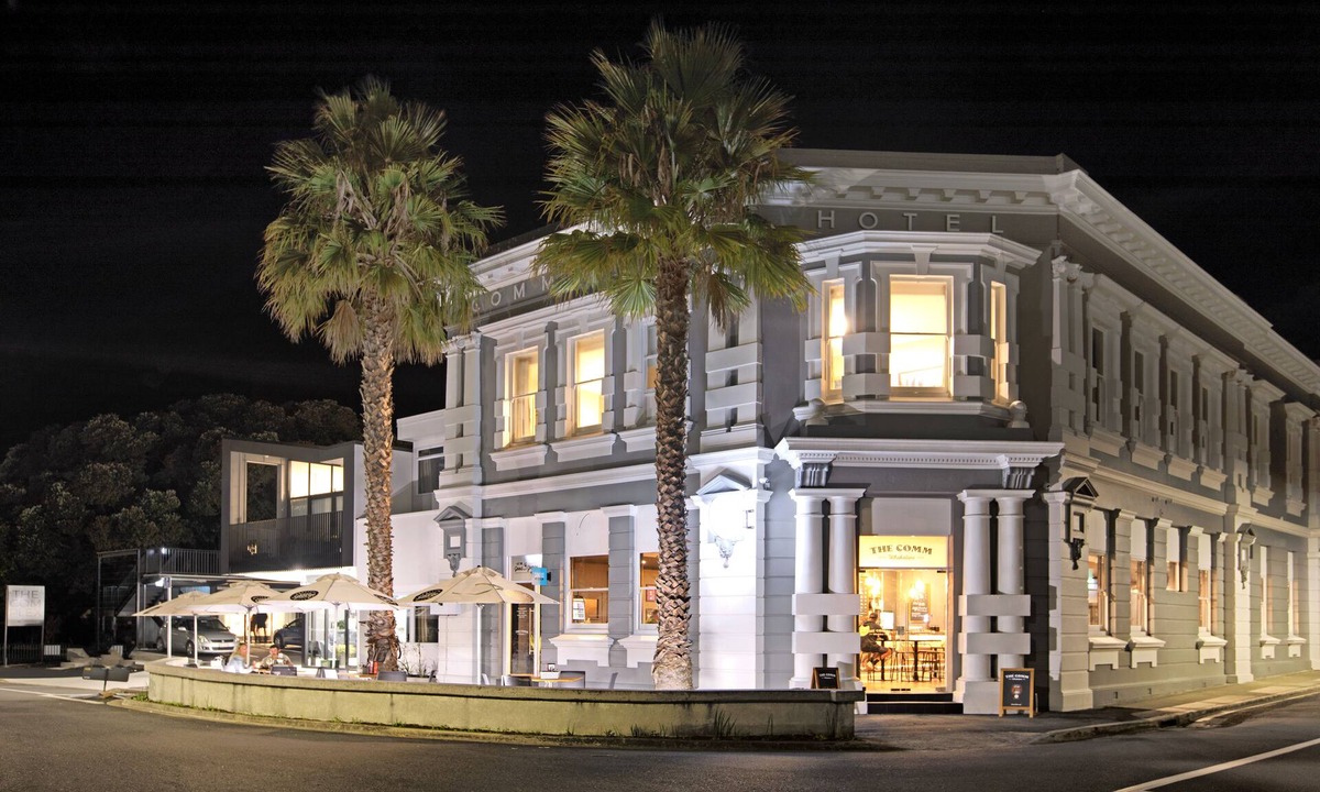 Whakatane Hotel | The Com Plex Motel
