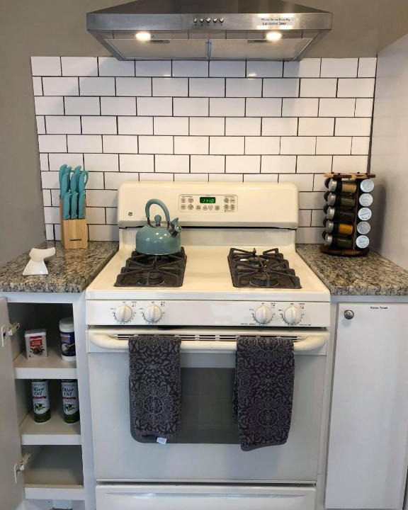 Baytown Apartment | The Comfi Coral - Large 1 Bedroom Studio A