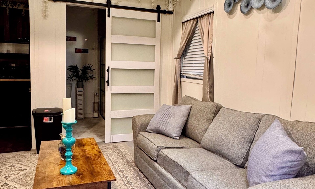 Church Street Cottage | The Comfy- Cozy Cottage