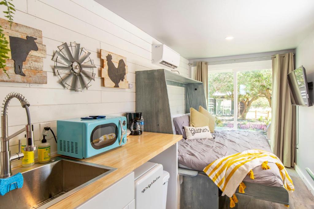 Johnson City House | The Container Retreat at 290 Wine Trail #2 Adventure awaits!