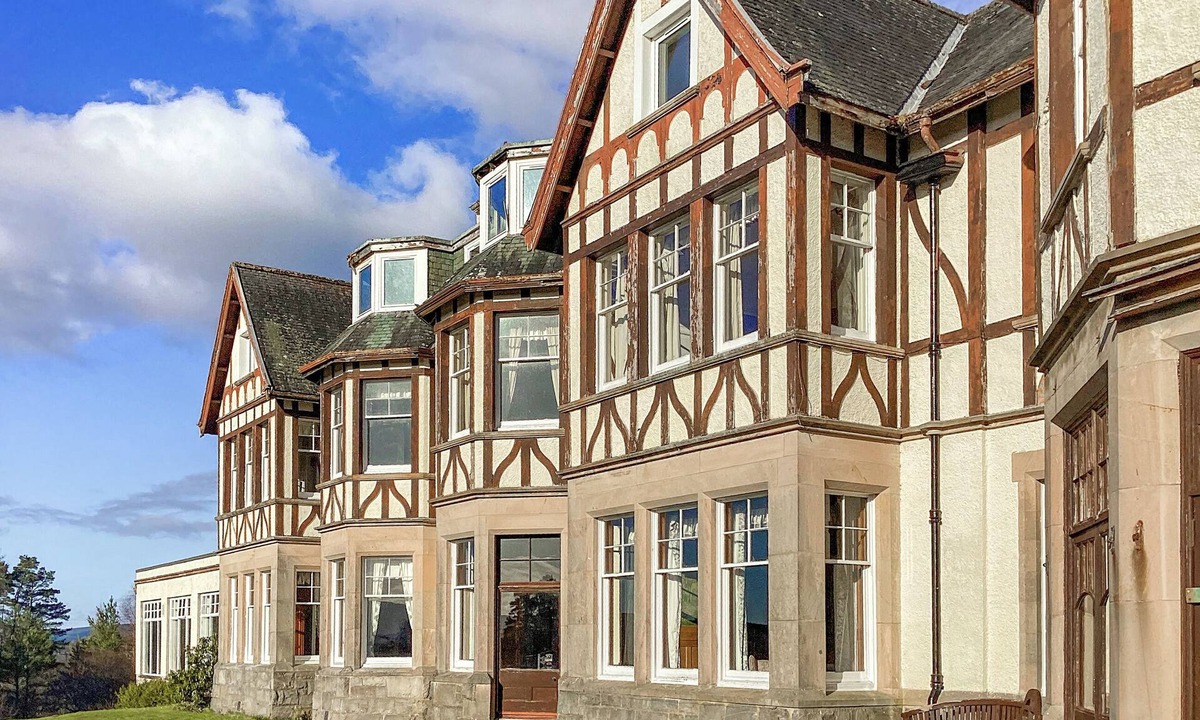 Lairg Apartment | The Cook’s Apartment - UK48668