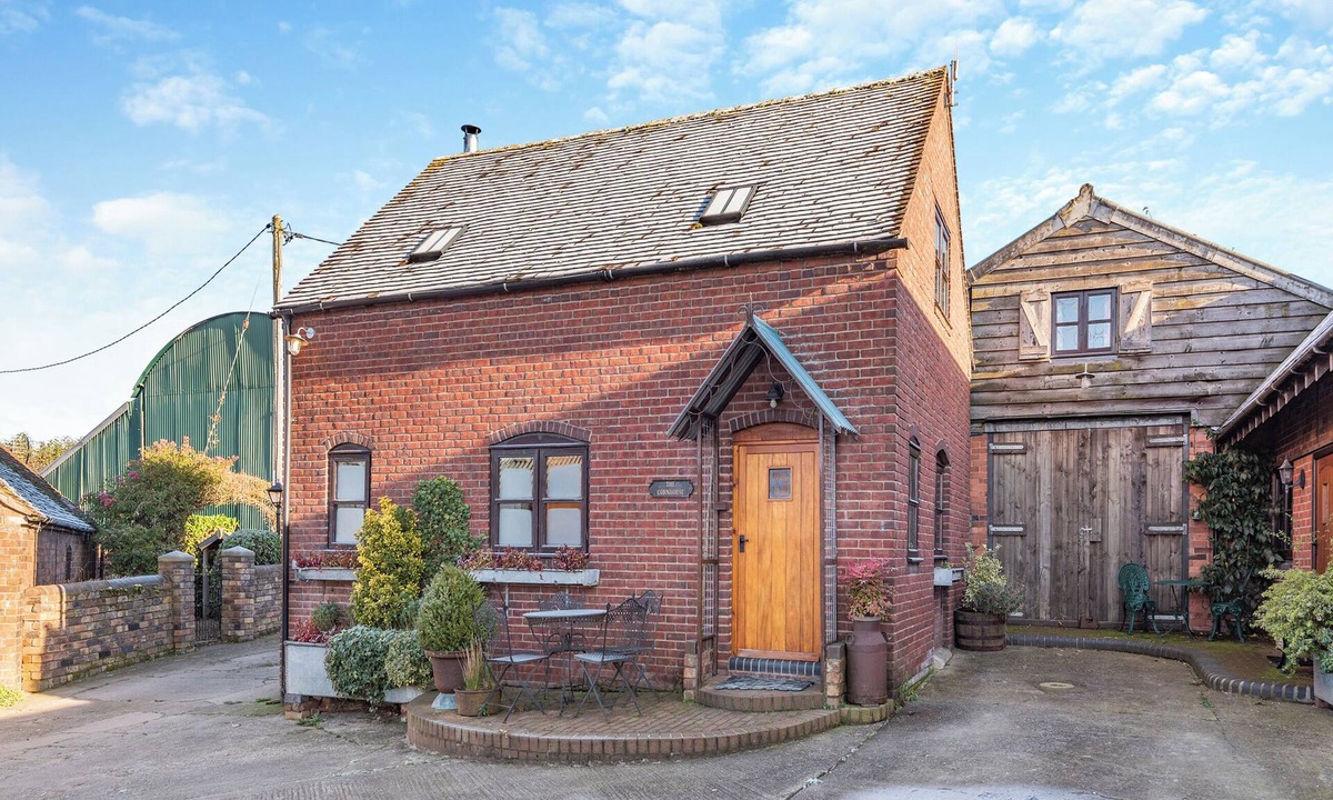 Coalbrookdale Cottage | The Corn House - UK45530