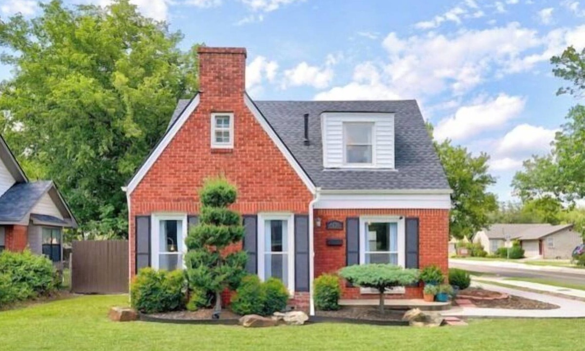 Norman Cottage | The Corner Cottage