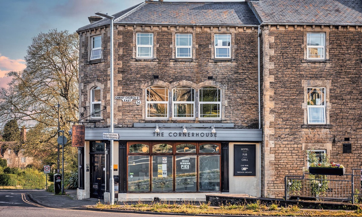 Frome Bed & Breakfast | The Cornerhouse