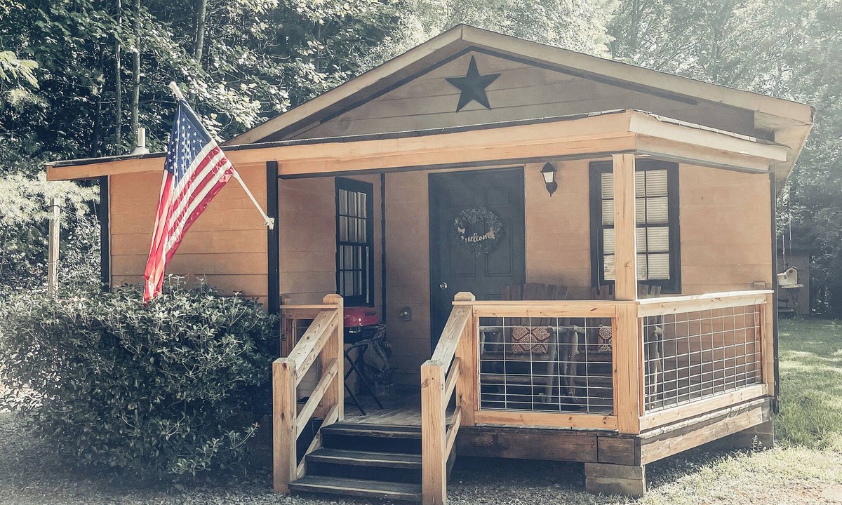 Hiawassee Cottage | The Cottage At Bear Cove