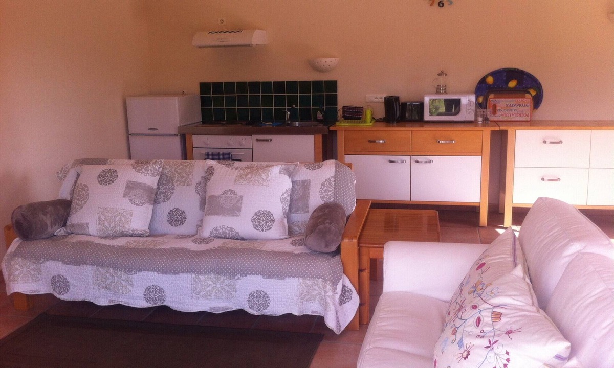 Caudeval Cottage | The Cottage at La Prade