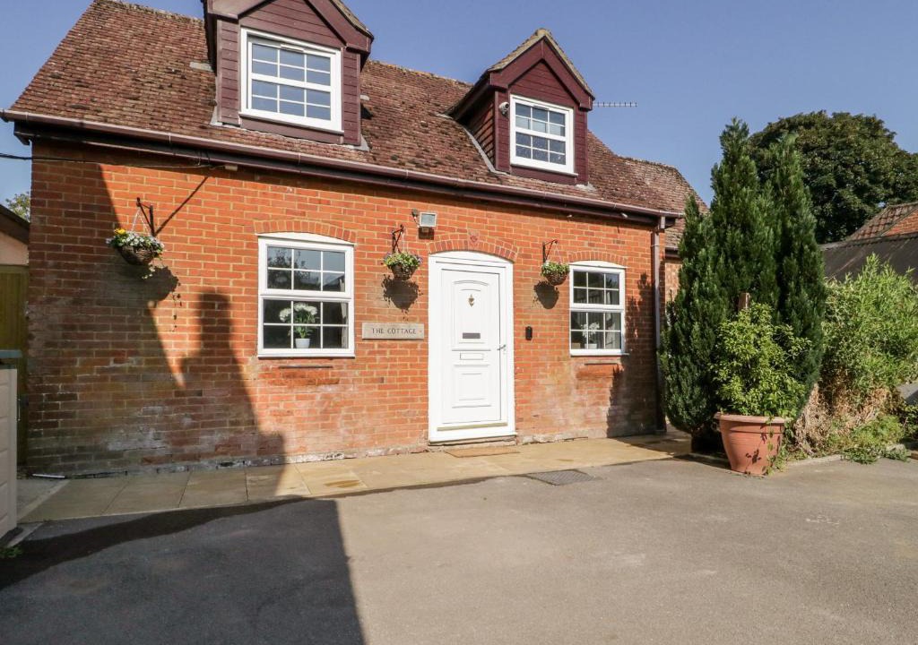 Middle Winterslow House | The Cottage