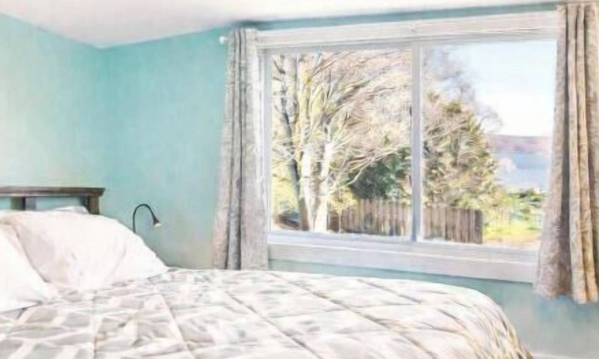 Preston Bed & Breakfast | The Cottage Inn At Amos Lake