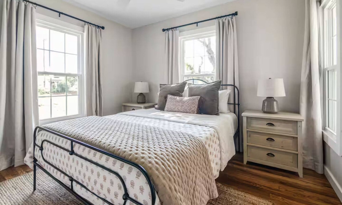Mason House | The Cottage on Regan