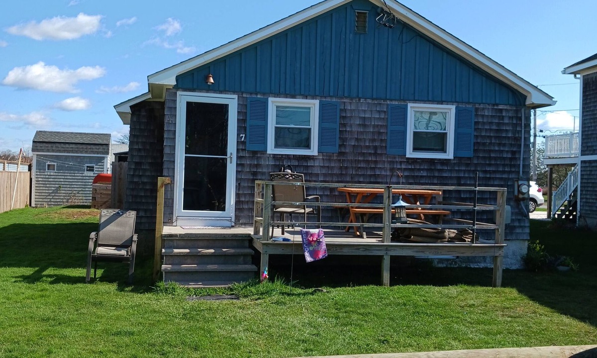 Matunuck Cottage | The Cottage Stay