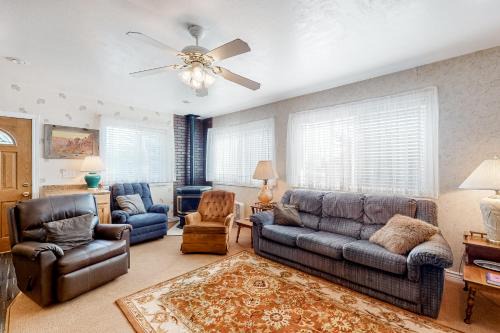 Cascade House | The Cottage