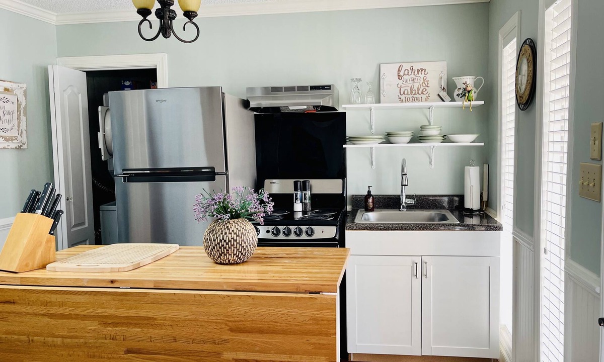 Cordova House | The Cottage