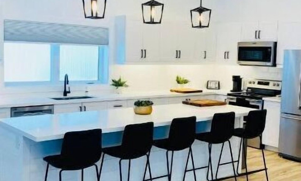Prince Edward House | The County Stay - Bloomfieldn
