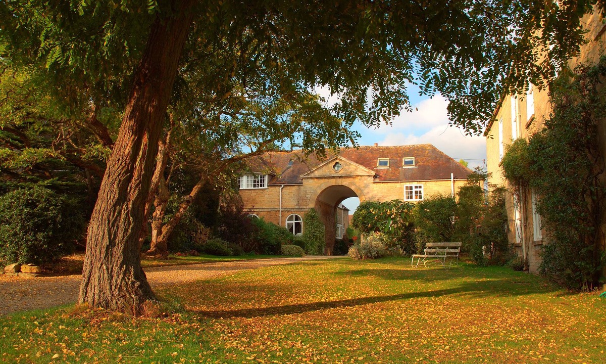 Kemerton Cottage | The Courtyard Cottage