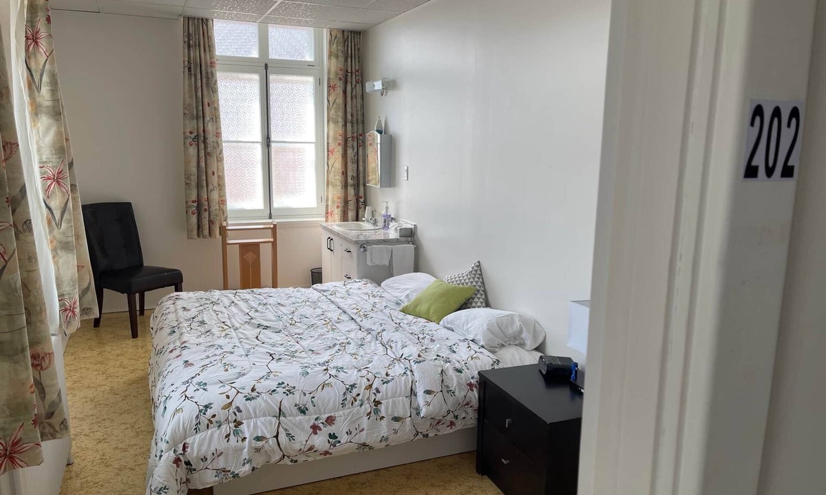 Sainte-Anne-des-Monts Hostel | The Couvent