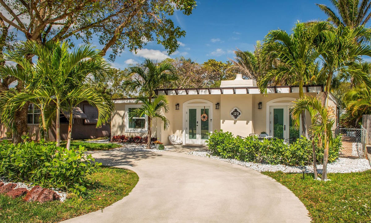 Lantana House | The Cove 4Rms 5Bed 2Bth Walking Distance 2 Beach