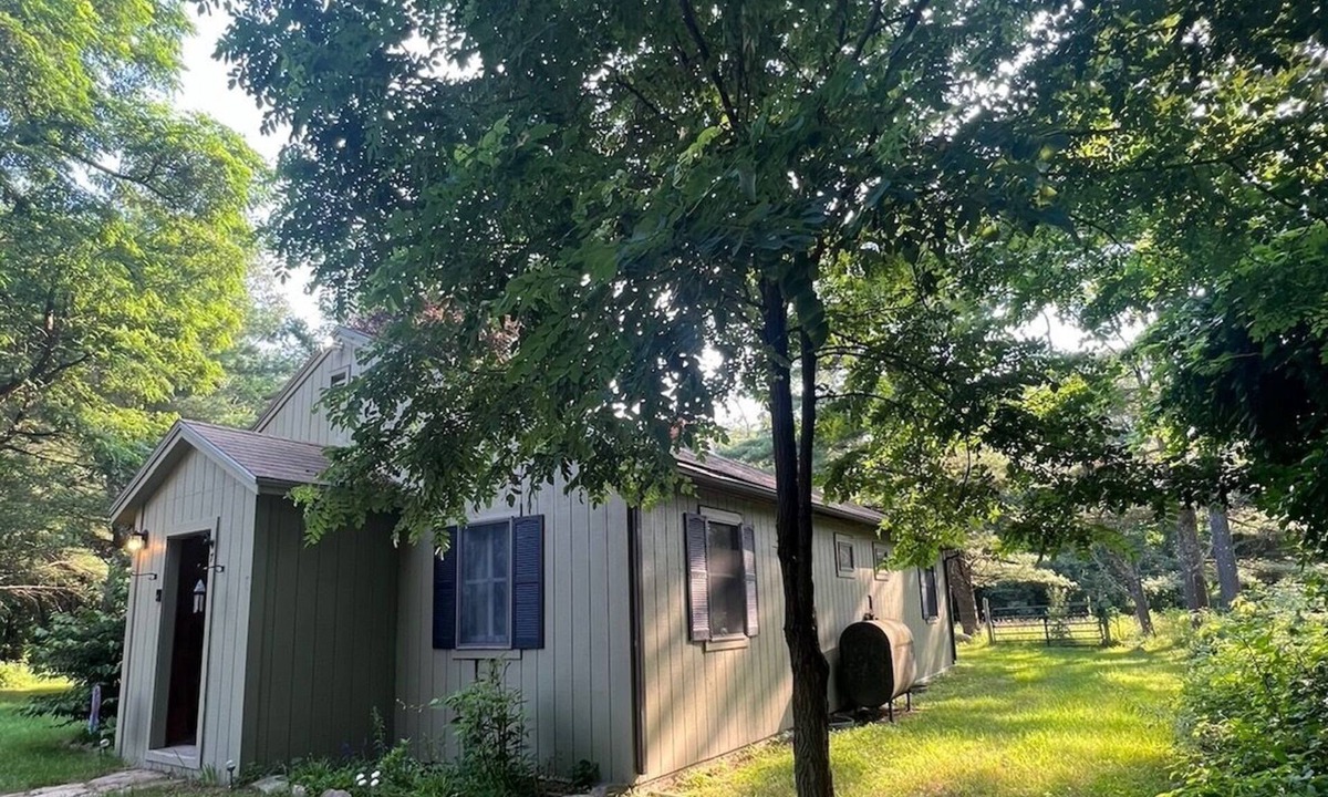 Center Tuftonboro Cottage | The Cowbell Cottage! Cozy, dog friendly & nestled in the Lakes Region of NH.