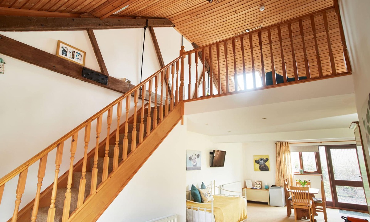 Hickling Bed & Breakfast | The Cowshed @ Dairy Barns