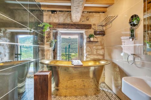 Acrefair Bed & Breakfast | The Cowshed