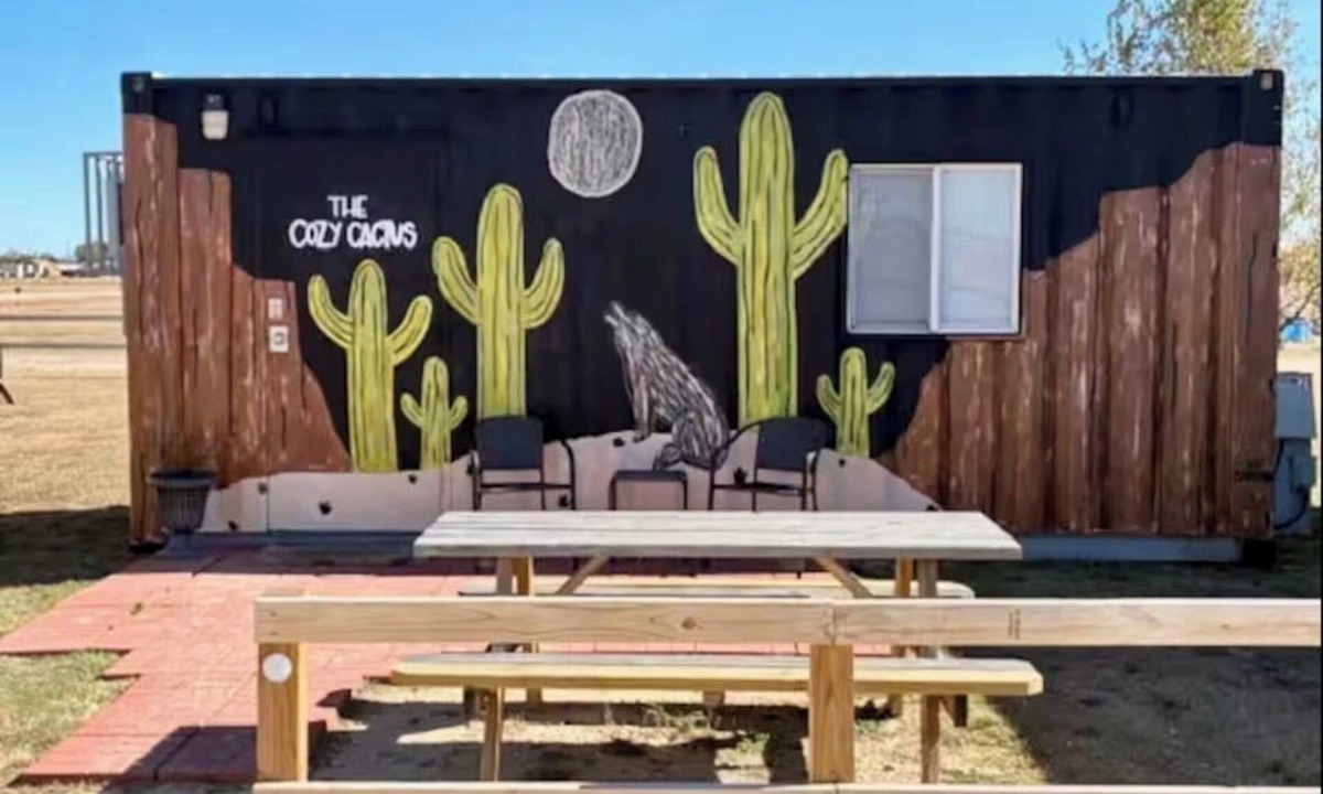Silverton RV Rental | The Cozy Cactus I Cozy Getaway in Silverton, TX