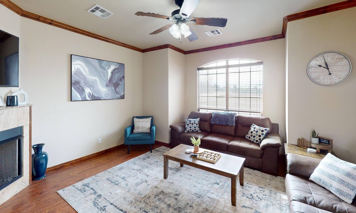 Woodward House | The Cozy Casa : Comfort Awaits!