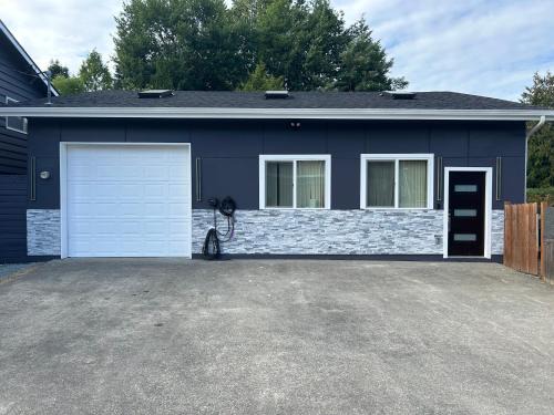 SeaTac House | The Cozy Comfort