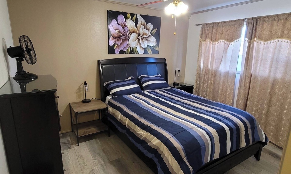 Canoga Park Apartment | The Cozy Corner in Canoga 1 Bedroom Apt