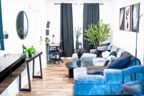 Reading Apartment | The Cozy Grey Haven Home - 1st floor