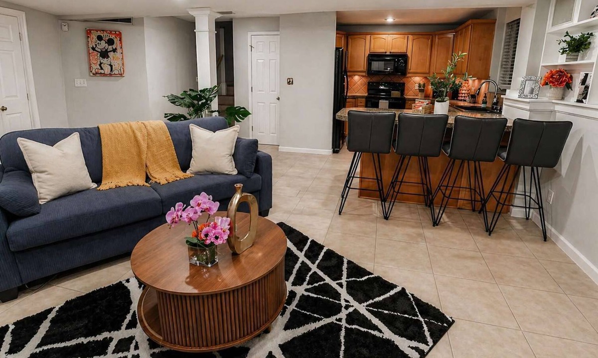 Overland Park House | The Cozy Nest- Central Overland Park, Near Highway
