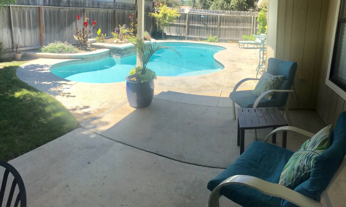 Oakdale House | The COZY SPOT - Oakdale!