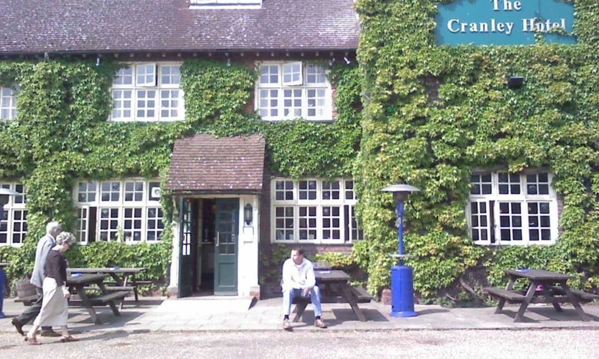 Cranleigh Hotel | The Cranley Hotel