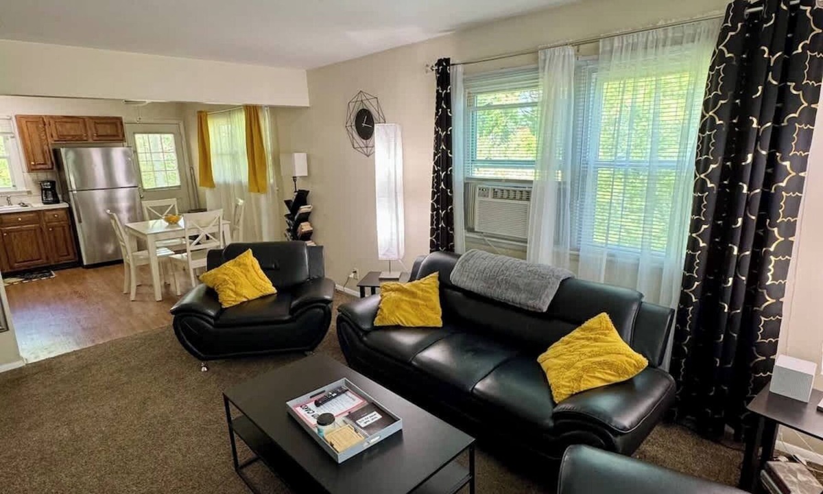 Avon House | The Creekside Oasis Duplex - Central Avon