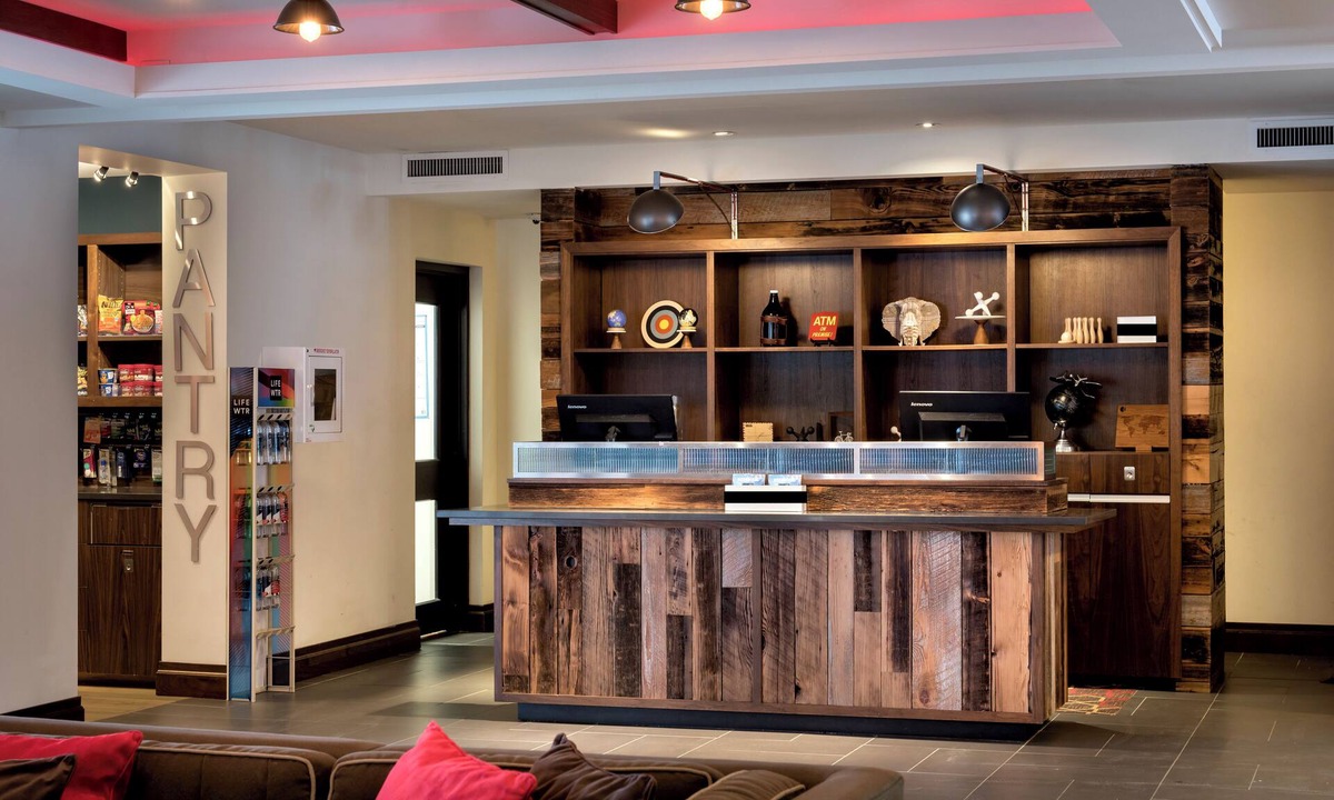 Newburgh Hotel | The Crossroads Hotel, Newburgh